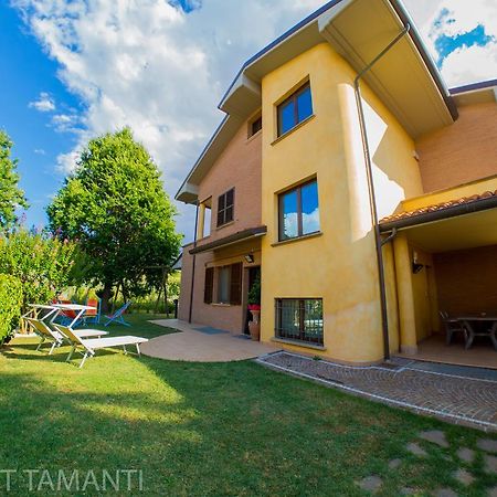 Appartamento Loft Tamanti Borgo Santa Maria Esterno foto